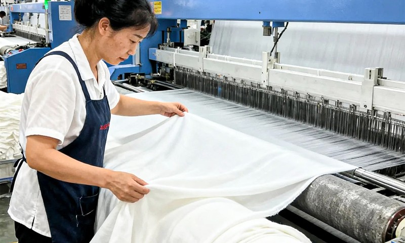 FABRIC PULL